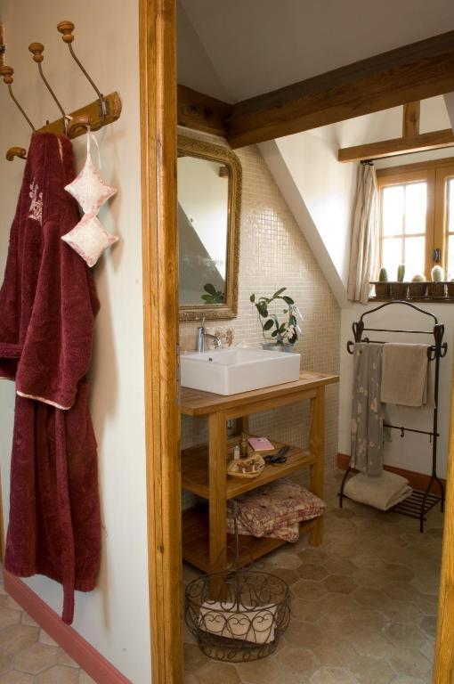 Chambres D'Hotes La Levriere Saint-Denis-le-Ferment 객실 사진
