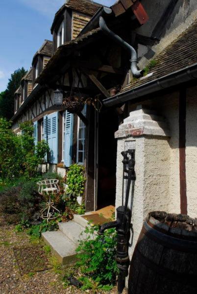 Chambres D'Hotes La Levriere Saint-Denis-le-Ferment 외부 사진