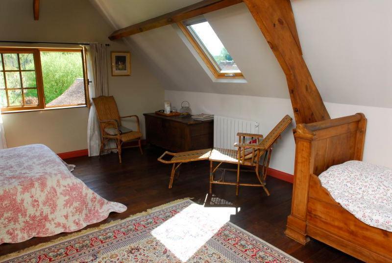 Chambres D'Hotes La Levriere Saint-Denis-le-Ferment 객실 사진